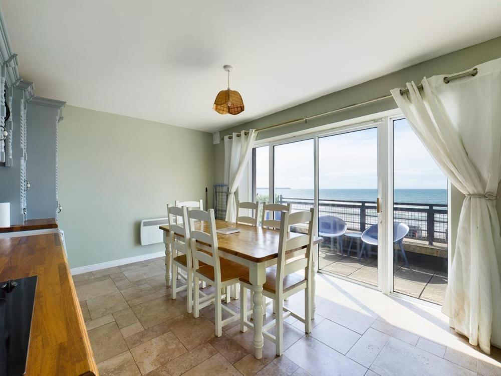 Holiday Apartment Iris Waterford Buitenkant foto